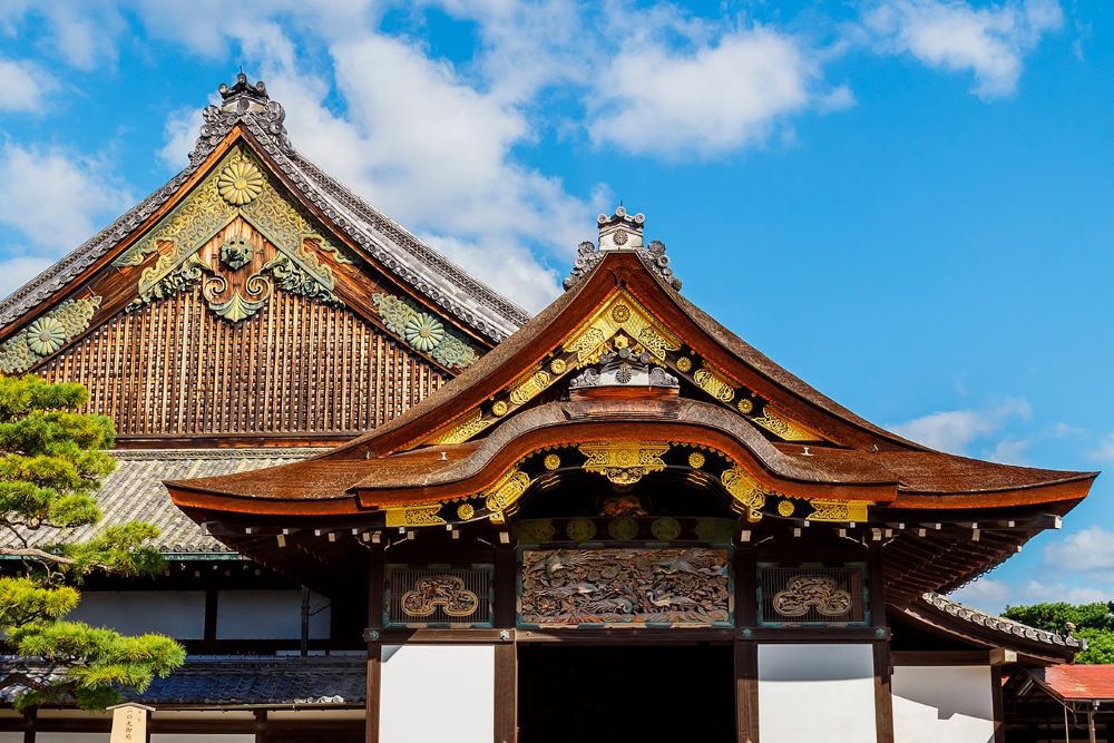 Viajar por japon-osaka-castillo-medieval