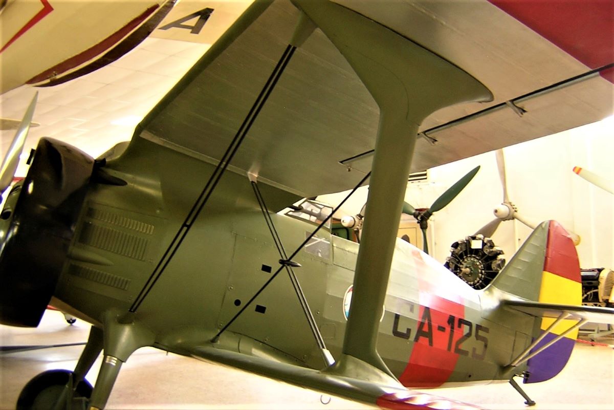 Viajar a Azerbaiyan-polikarpov_i-15-chato